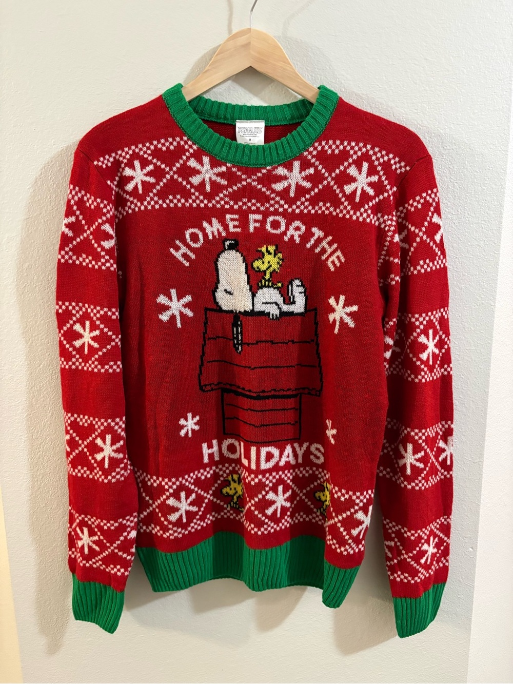 Peanuts oversized Red & Green Holiday Crewneck Sweater medium